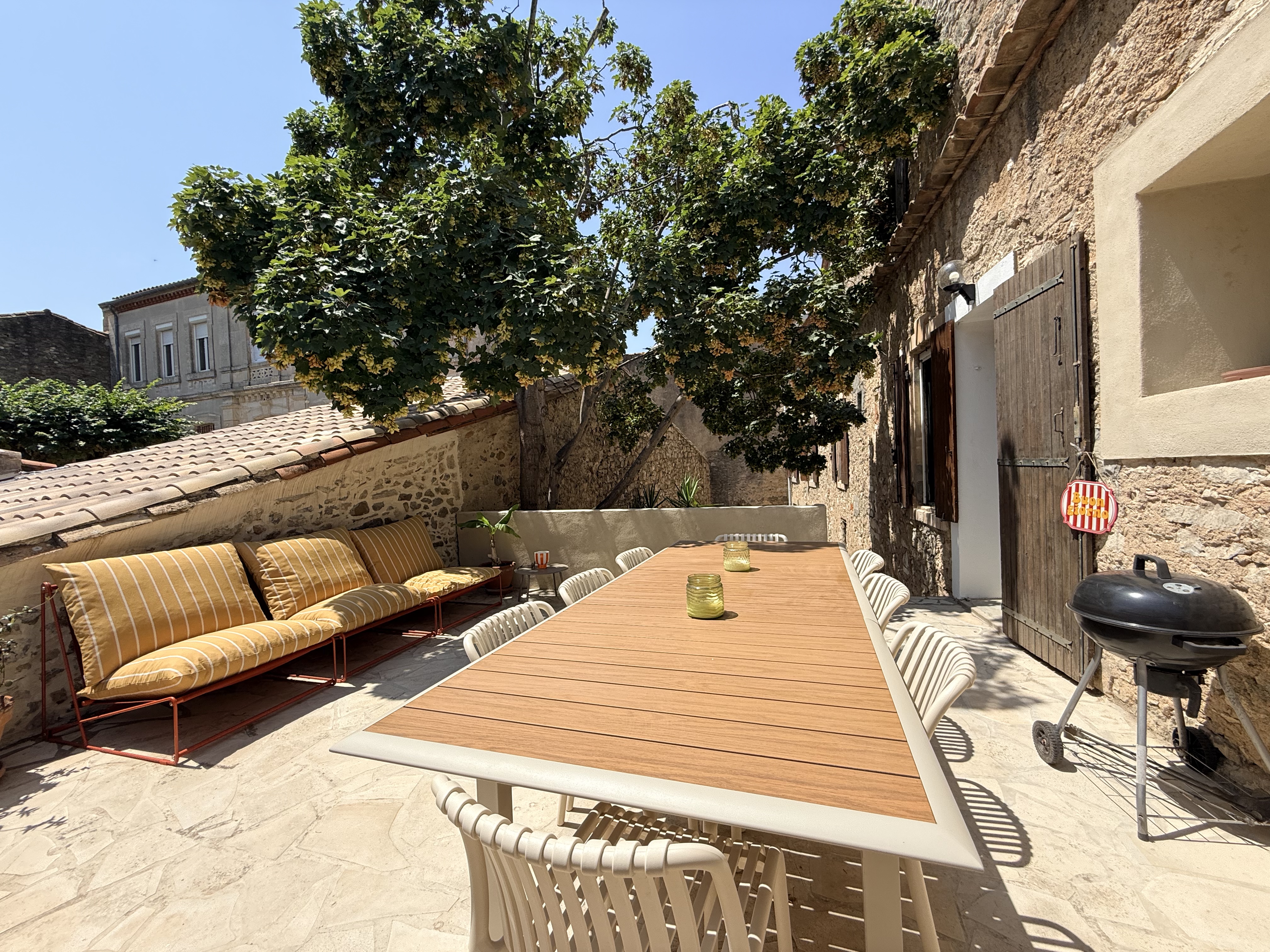 Exterior at Maison Éloïse, Paraza, Languedoc