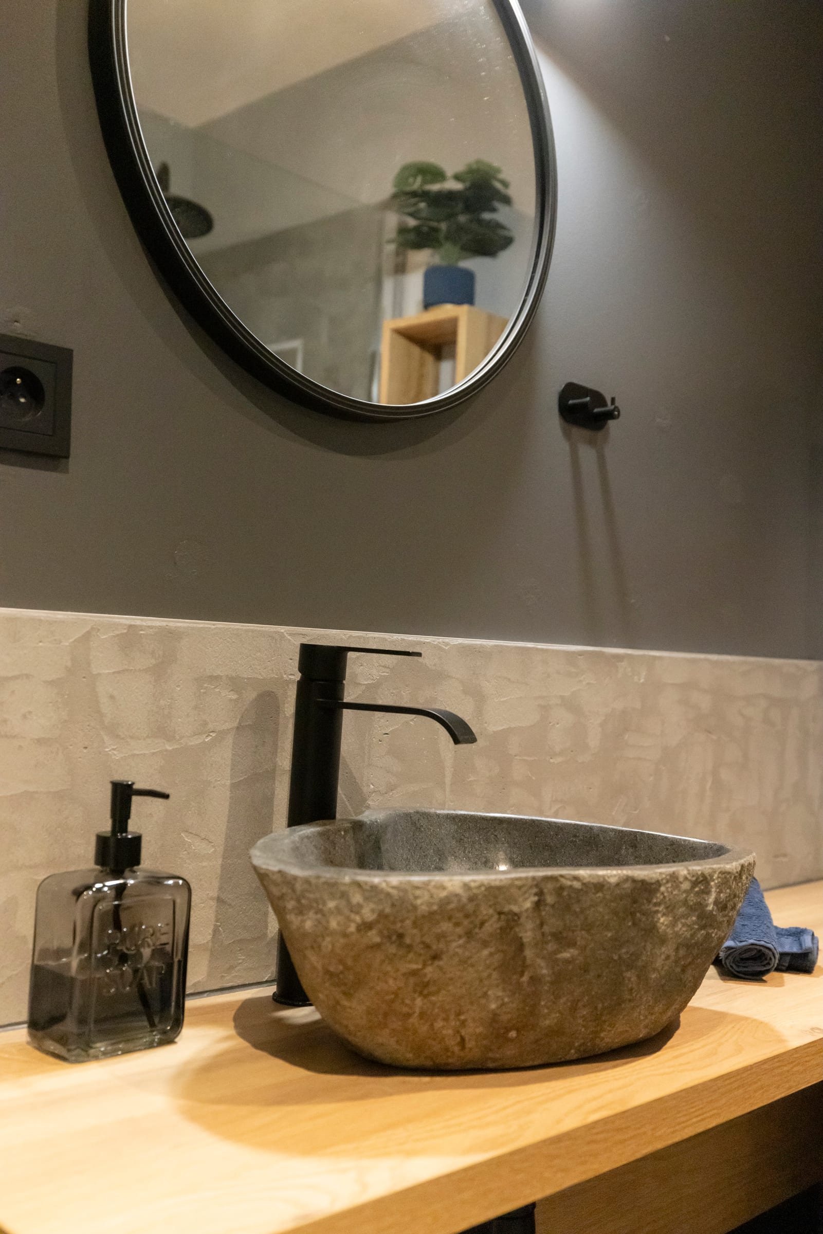 Bathroom 2 at Masterpiece, Narbonne, Languedoc