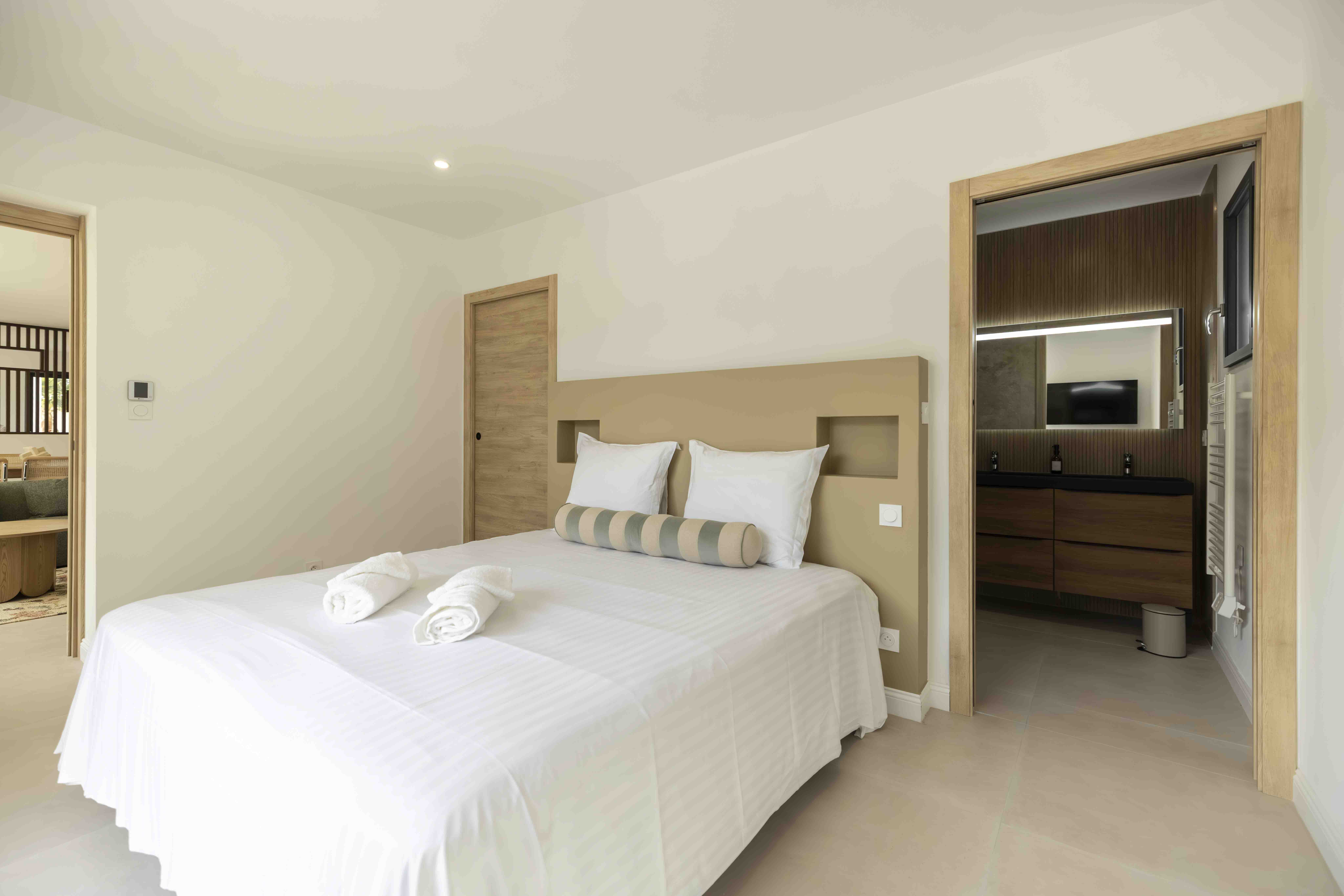 Bedroom 5 at Villa Capri, Agde, Languedoc