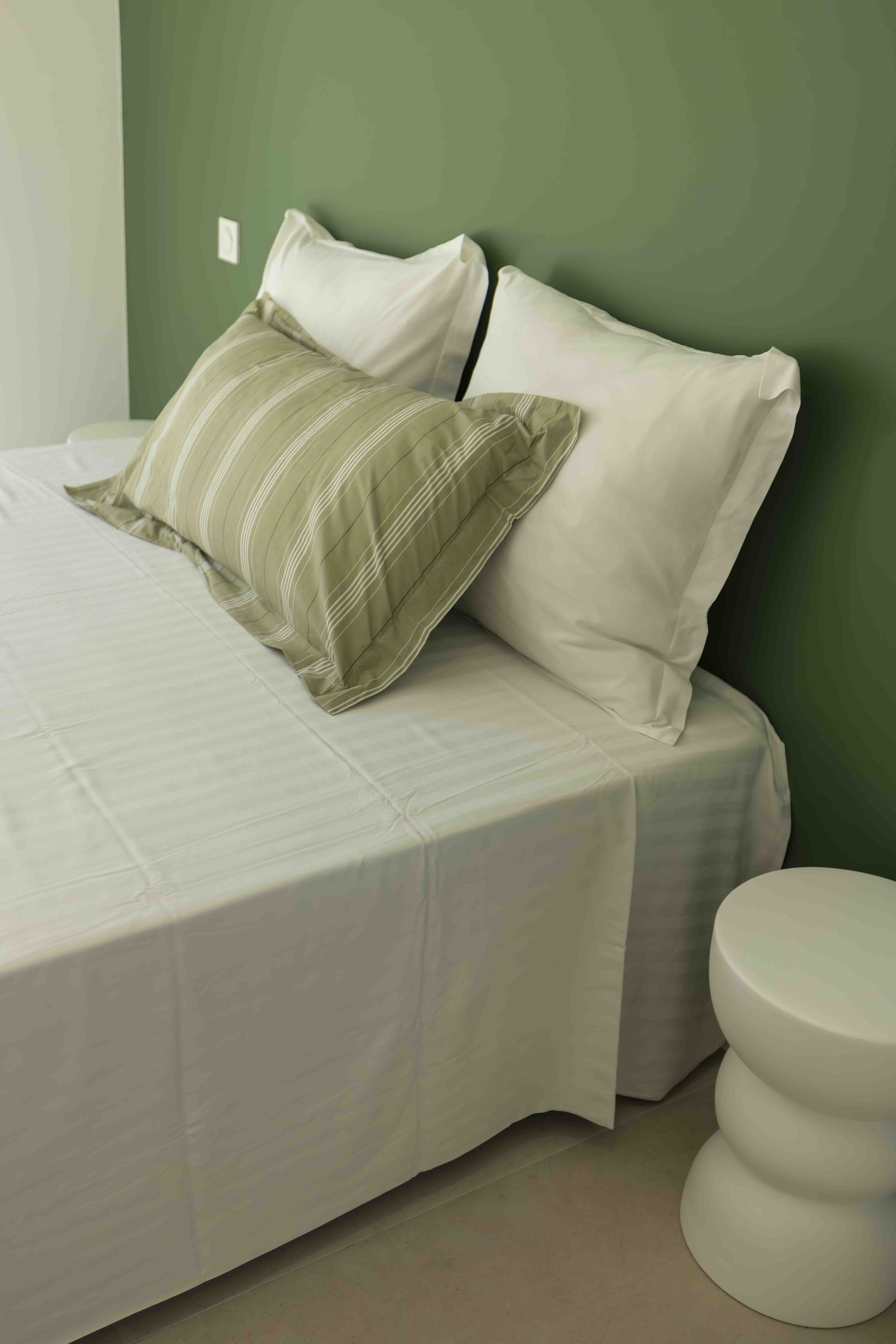 Bedroom 17 at Villa Capri, Agde, Languedoc