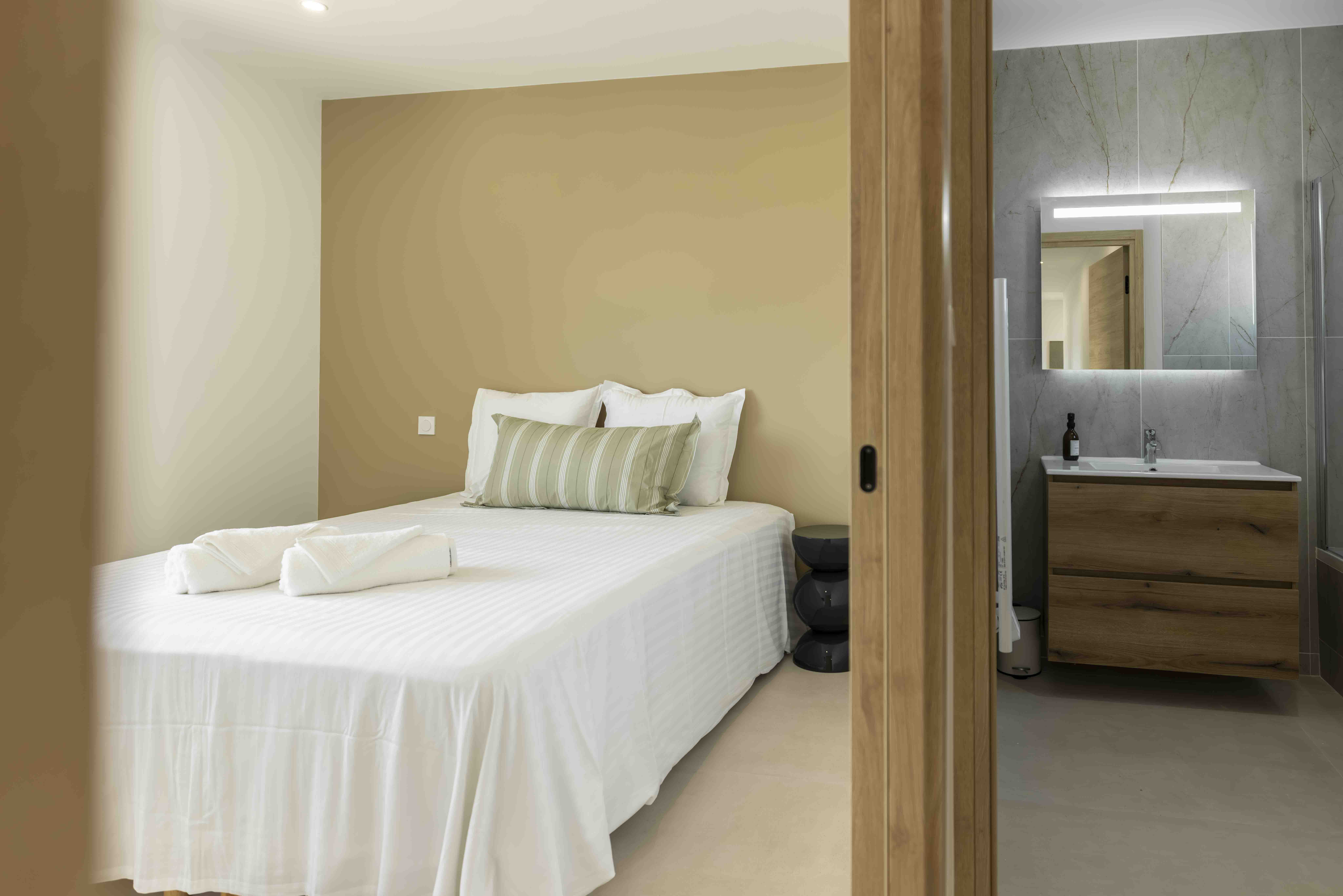 Bedroom 11 at Villa Capri, Agde, Languedoc
