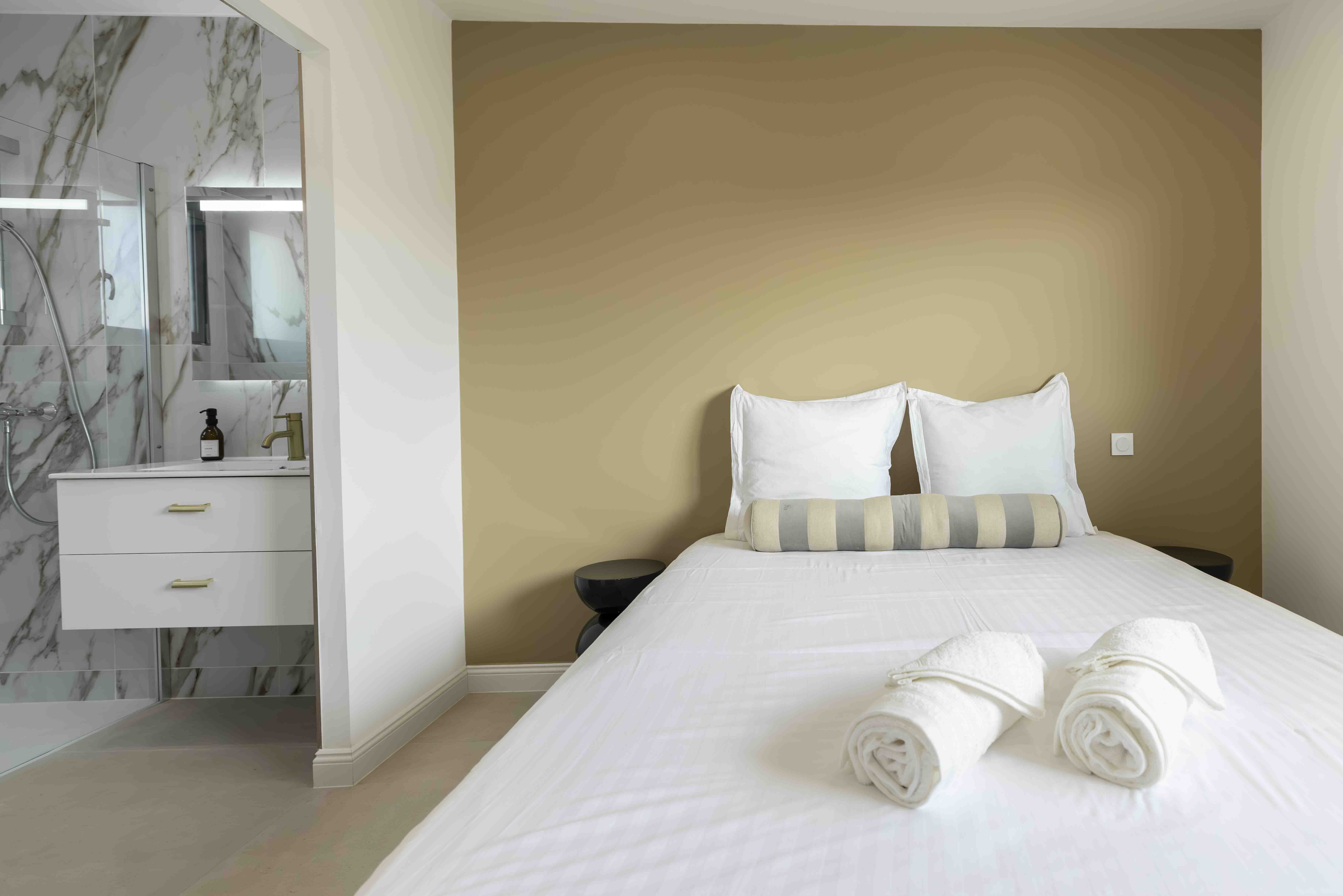 Bedroom 12 at Villa Capri, Agde, Languedoc