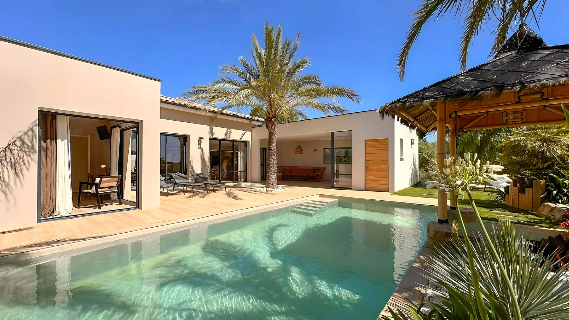 Pool at Villa Corail, near Béziers, Languedoc