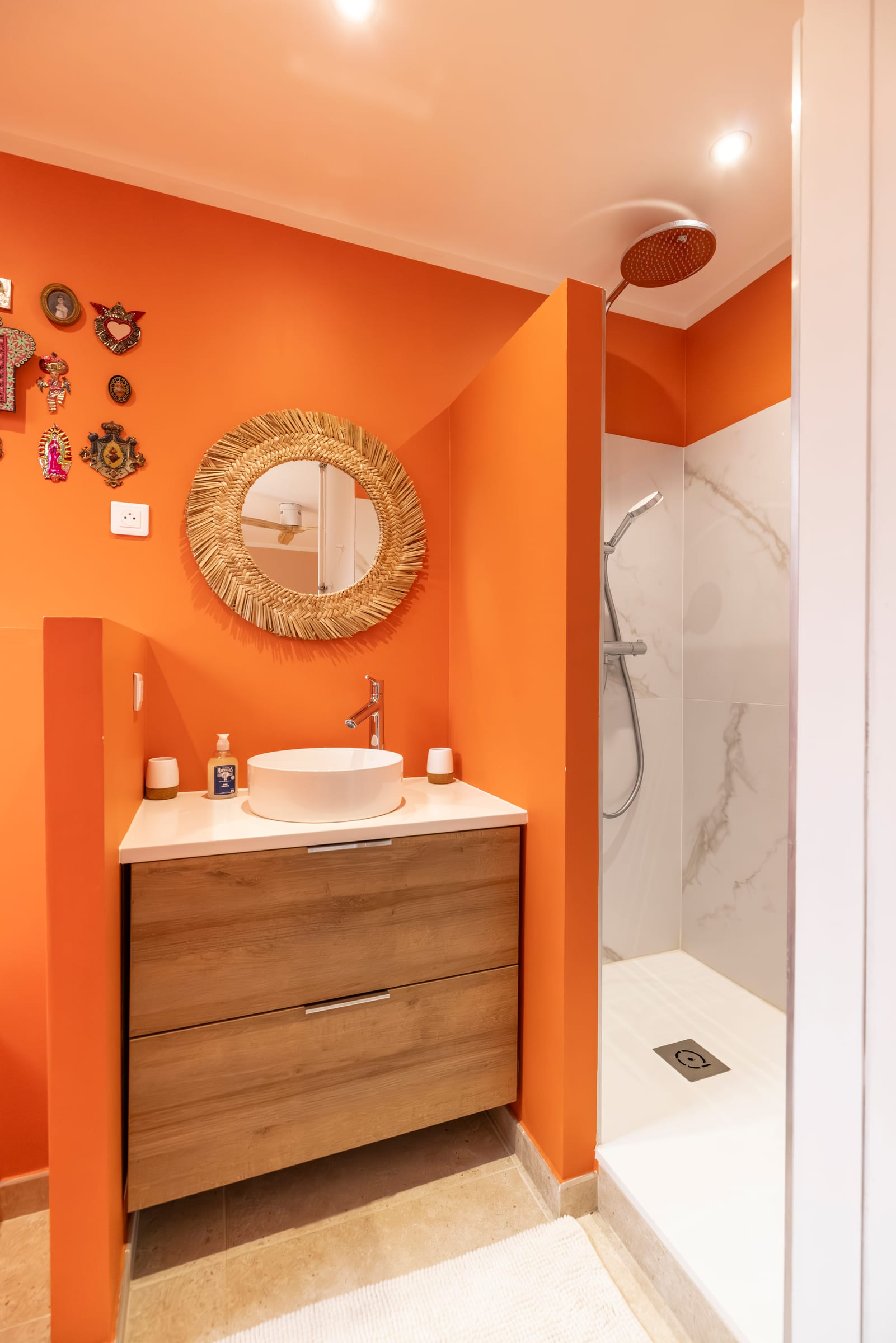 Bathroom 2 at Villa Soleilla, Balaruc-les-Bains, Languedoc