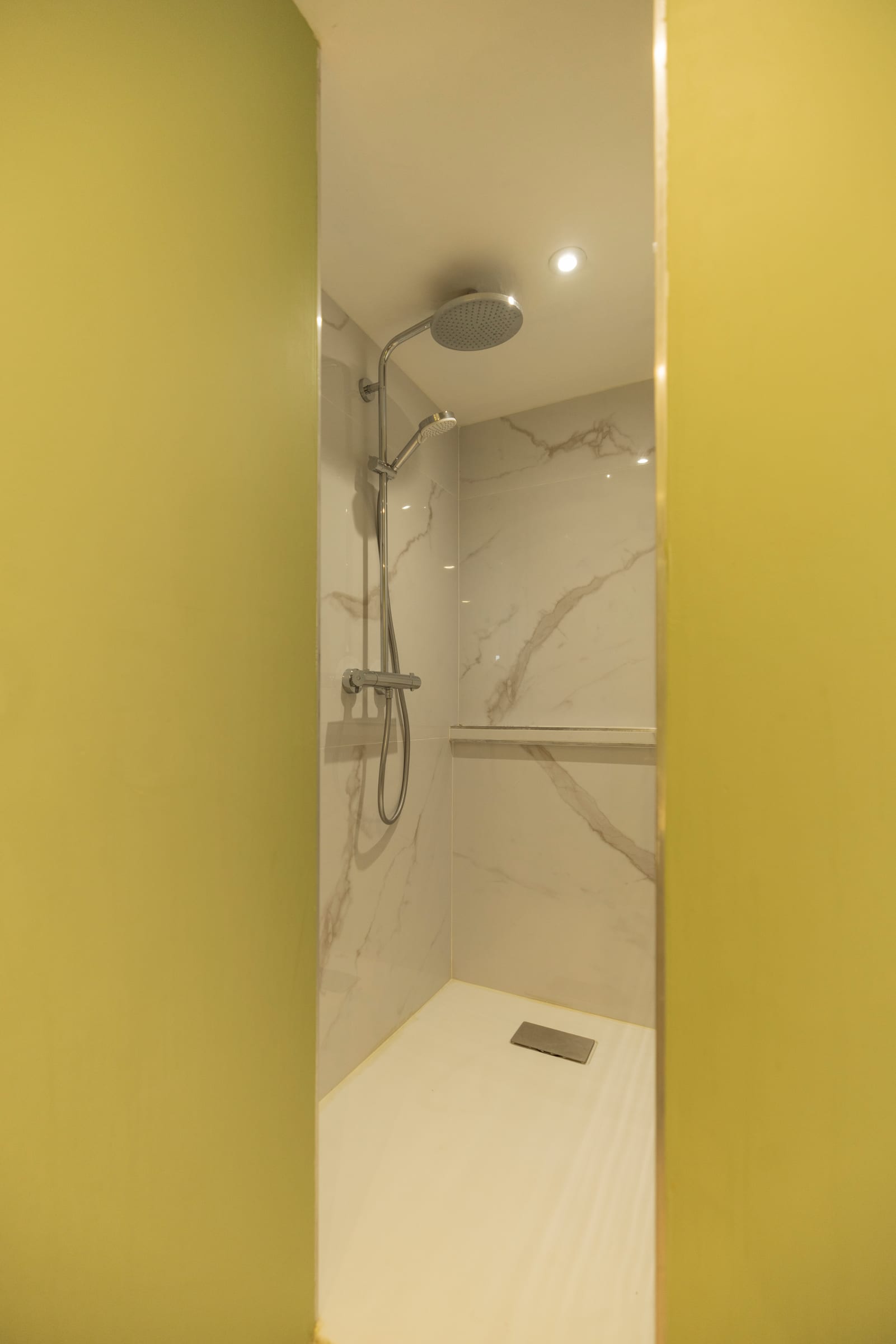 Bathroom 3 at Villa Soleilla, Balaruc-les-Bains, Languedoc