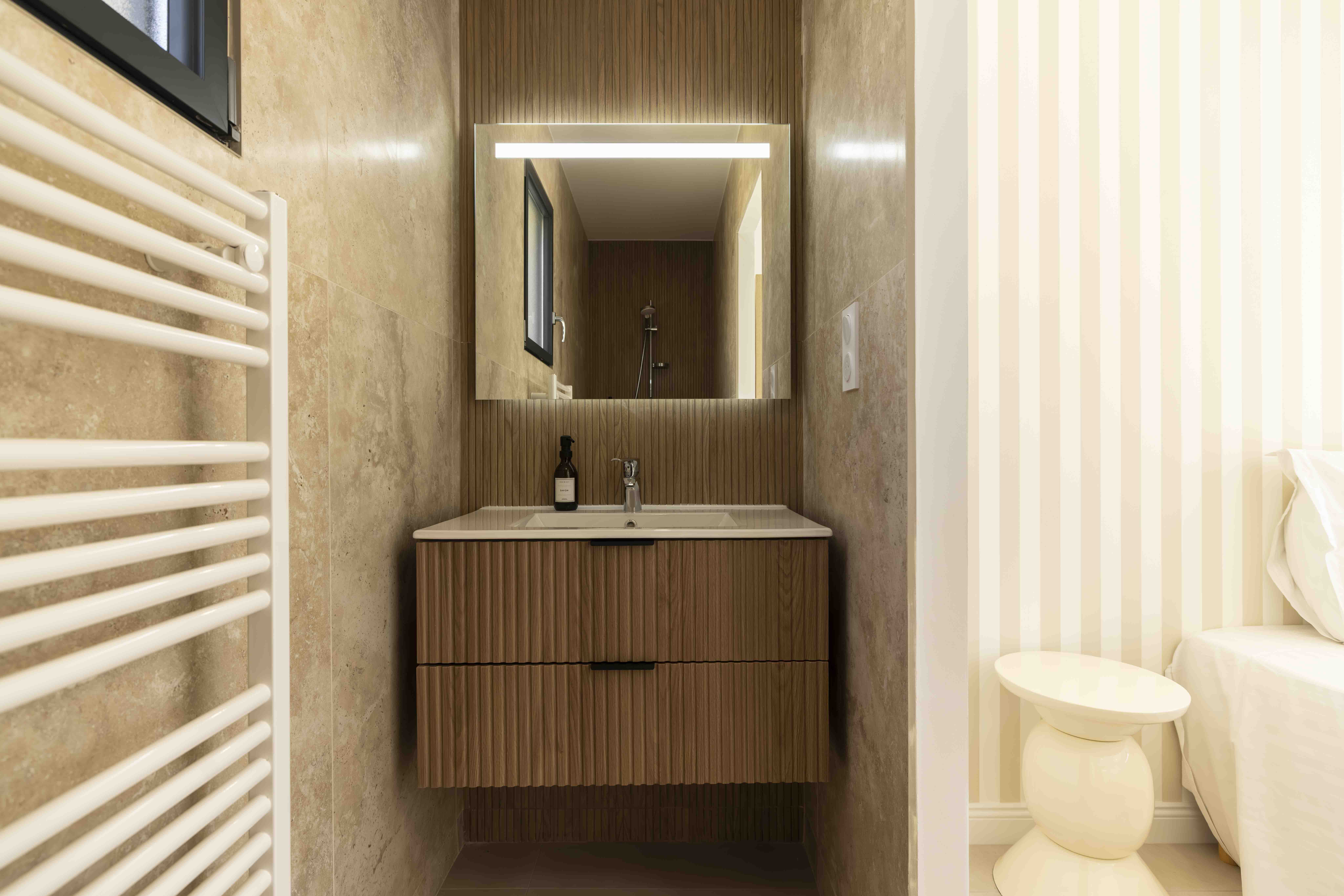 Bathroom 5 at Villa Toscana, Agde, Languedoc